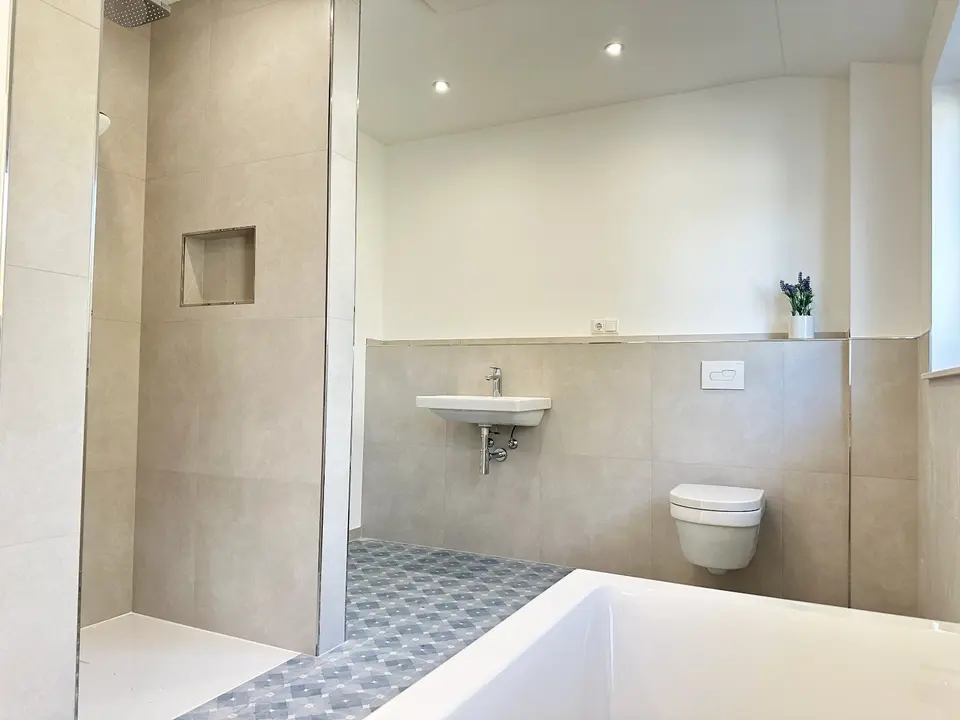 4 Zimmer Wohnung mit 120 m² in Limbach-Oberfrohna – Bild 7