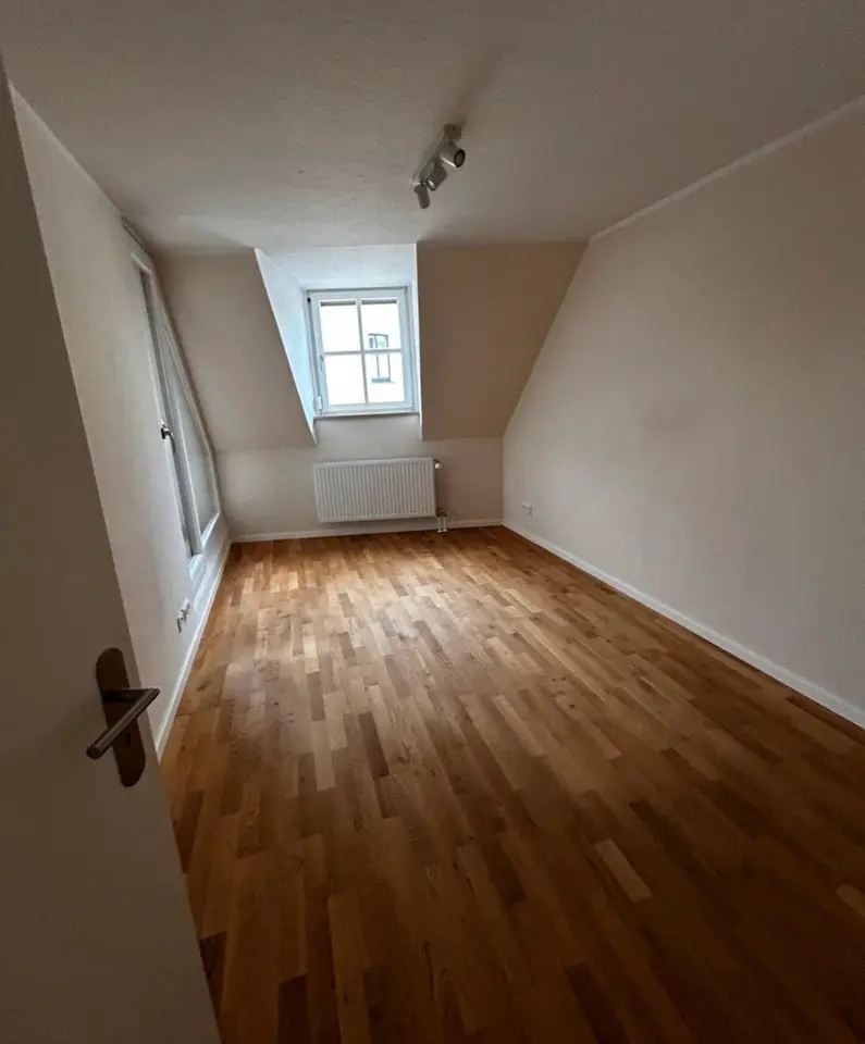 3 Zimmer Wohnung mit 170 m² in Amberg – Bild 1