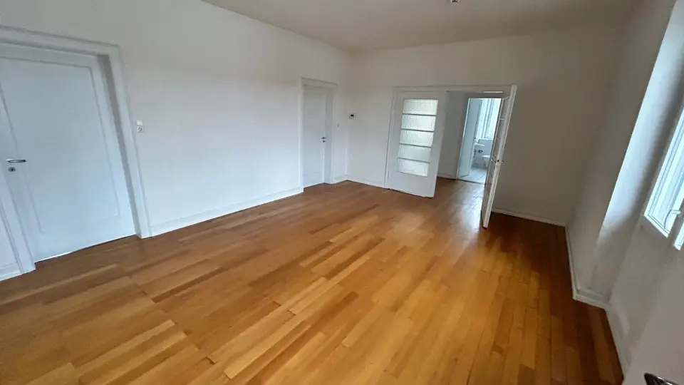 6 Zimmer Wohnung mit 160 m² in Offenburg – Bild 1