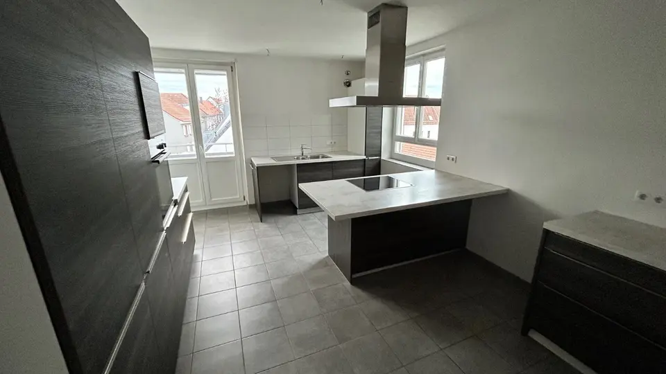 6 Zimmer Wohnung mit 160 m² in Offenburg – Bild 7