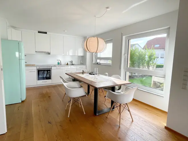 3 Zimmer Wohnung mit 79 m² in Stuttgart – Bild 2