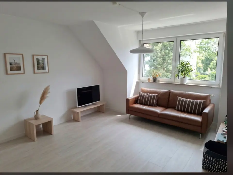 4 Zimmer Wohnung mit 105 m² in Erlangen – Bild 1