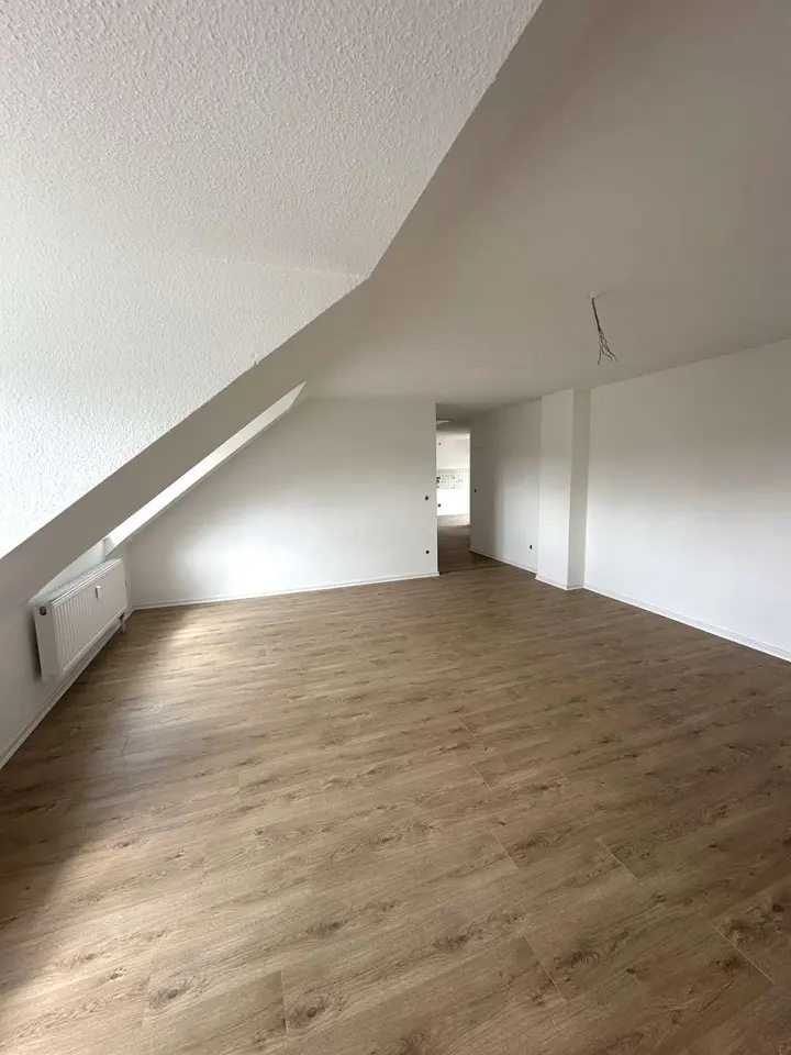 3 Zimmer Wohnung mit 81 m² in Zwickau – Bild 2