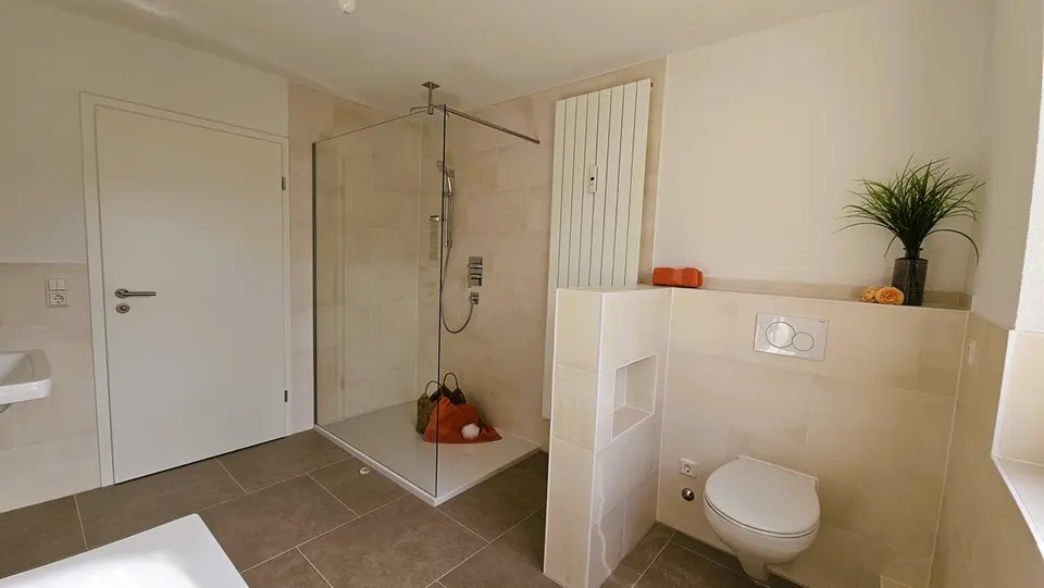 5 Zimmer Wohnung mit 125 m² in Löbau – Bild 5