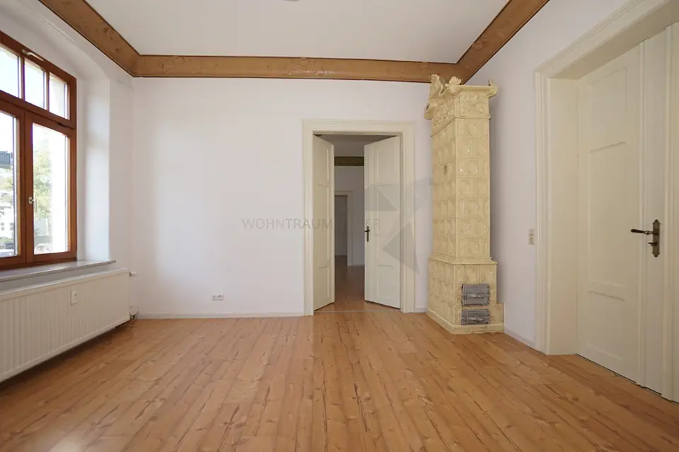 4 Zimmer Wohnung mit 140 m² in Zwickau – Bild 1