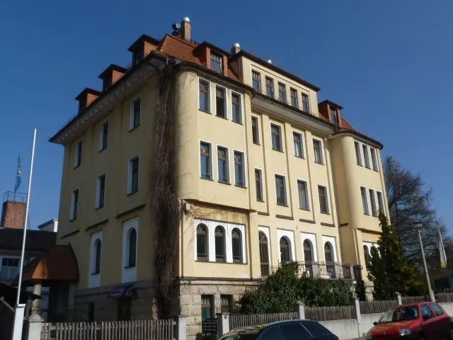 2 Zimmer Wohnung mit 67 m² in Plauen – Bild 2