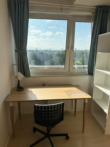 WG-Zimmer mit 10 m² in Köln – Bild 1