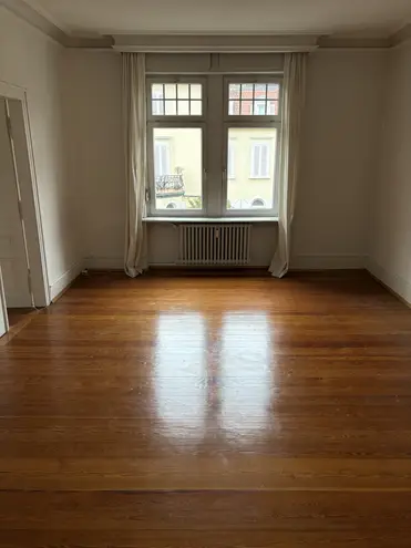 4 Zimmer Wohnung mit 124 m² in Heidelberg – Bild 2