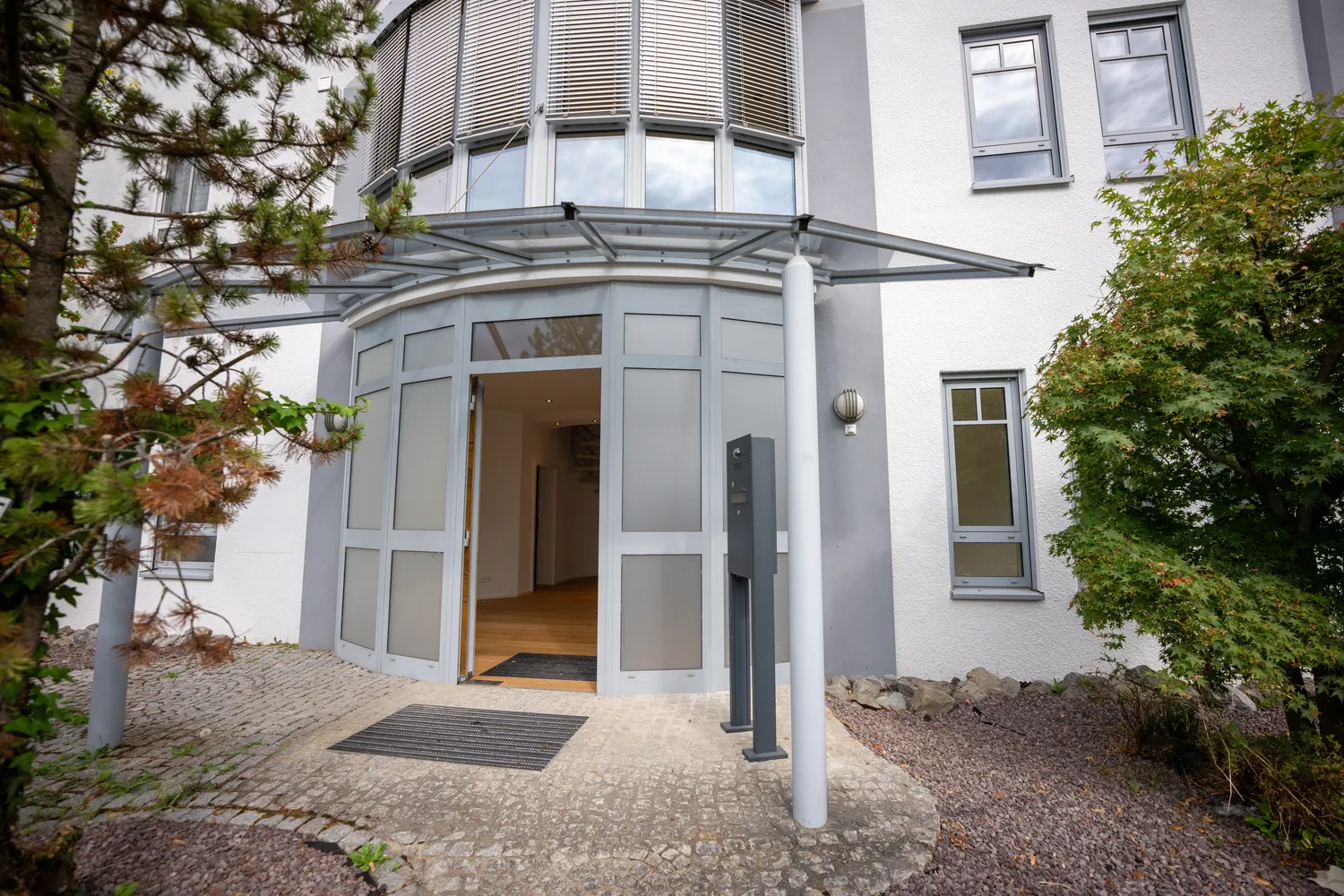 5 Zimmer Wohnung mit 206 m² in Heilbronn – Bild 2