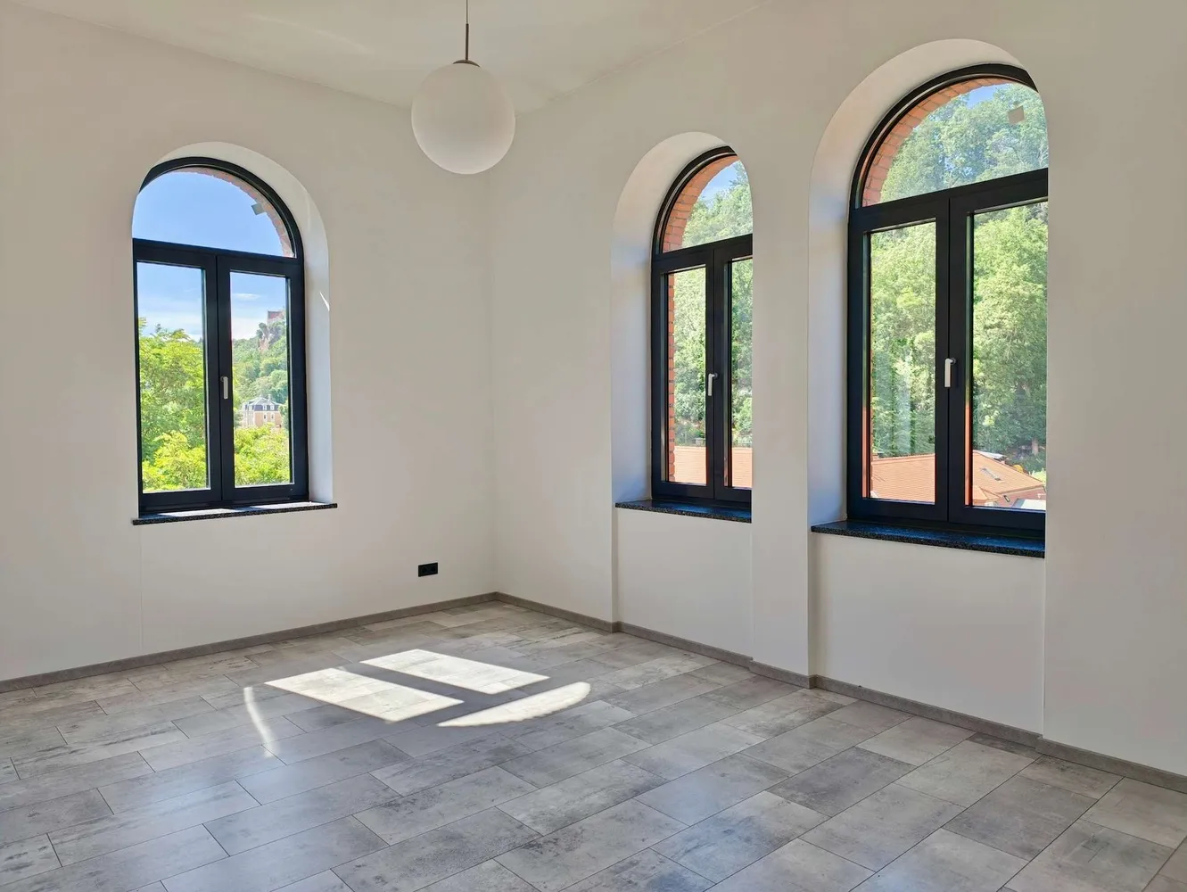 2 Zimmer Wohnung mit 84 m² in Dresden – Bild 5