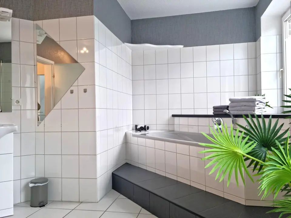5 Zimmer Wohnung mit 160 m² in Wilhelmshaven – Bild 6
