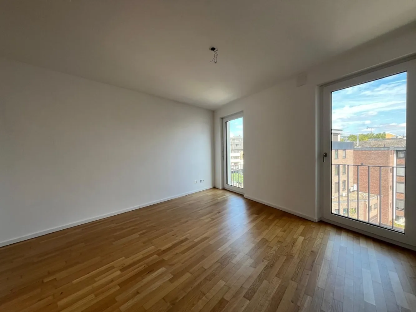 2 Zimmer Wohnung mit 68 m² in Neuss – Bild 1