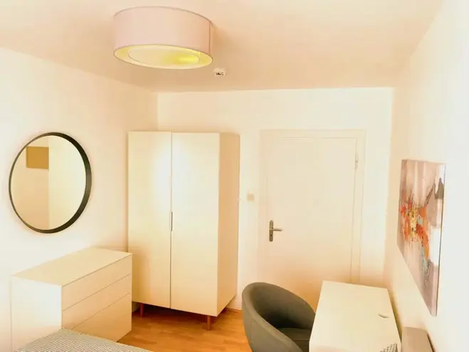 WG-Zimmer mit 15 m² in Frankfurt am Main – Bild 2
