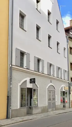 4 Zimmer Wohnung mit 90 m² in Regensburg – Bild 1