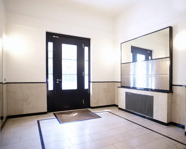 2 Zimmer Wohnung mit 76 m² in Berlin – Bild 2
