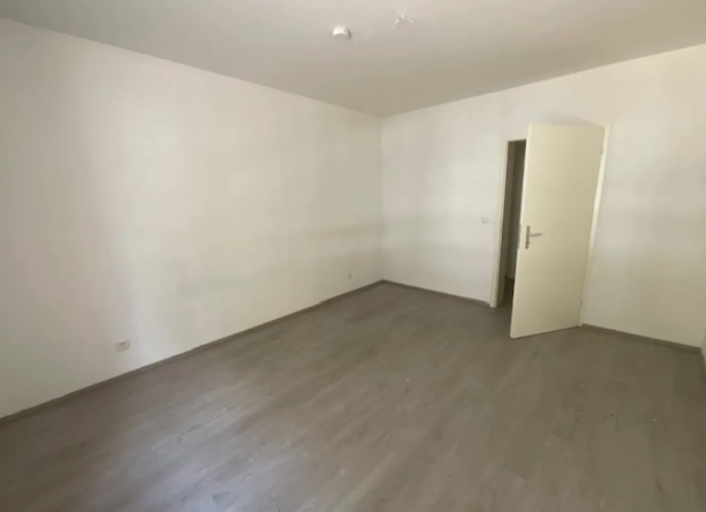 4 Zimmer Wohnung mit 70 m² in Duisburg – Bild 11