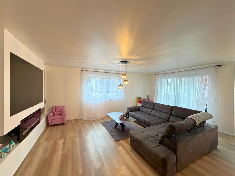 4 Zimmer Wohnung mit 125 m² in Göppingen – Bild 2