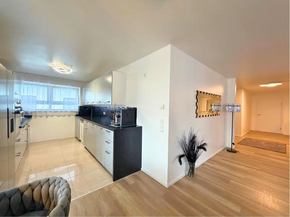 4 Zimmer Wohnung mit 125 m² in Göppingen – Bild 3