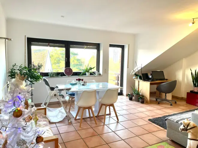 3 Zimmer Wohnung mit 82 m² in Mönchengladbach – Bild 2