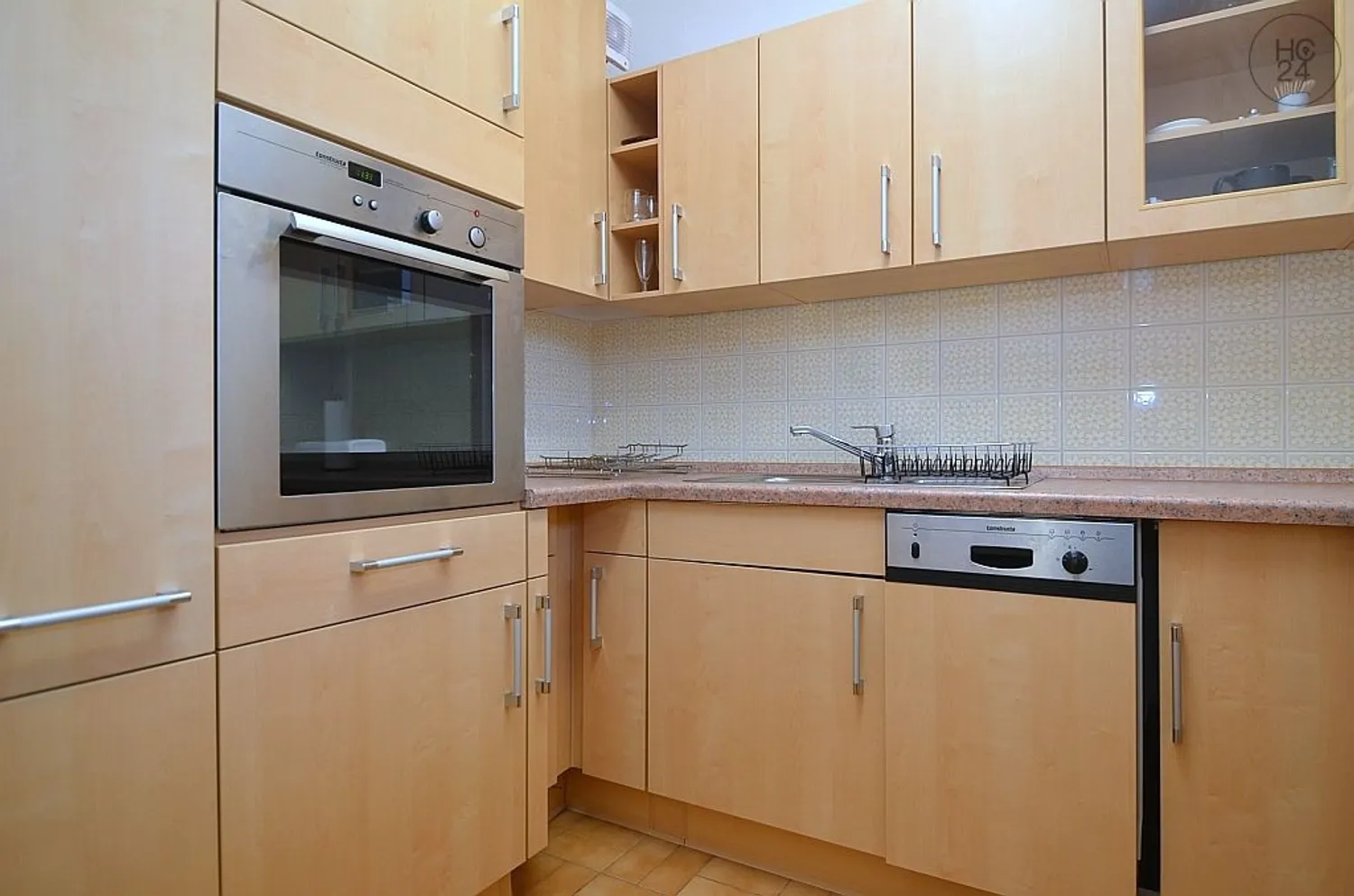 2 Zimmer Wohnung mit 60 m² in Fürth – Bild 3