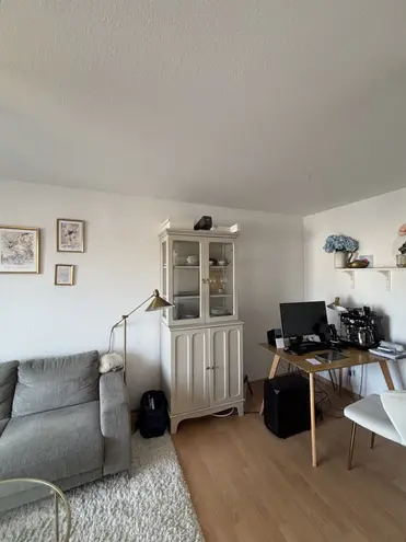 2 Zimmer Wohnung mit 42 m² in Freiburg im Breisgau – Bild 2