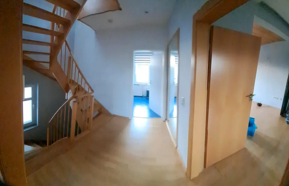 8 Zimmer Haus mit 150 m² in Detmold – Bild 4