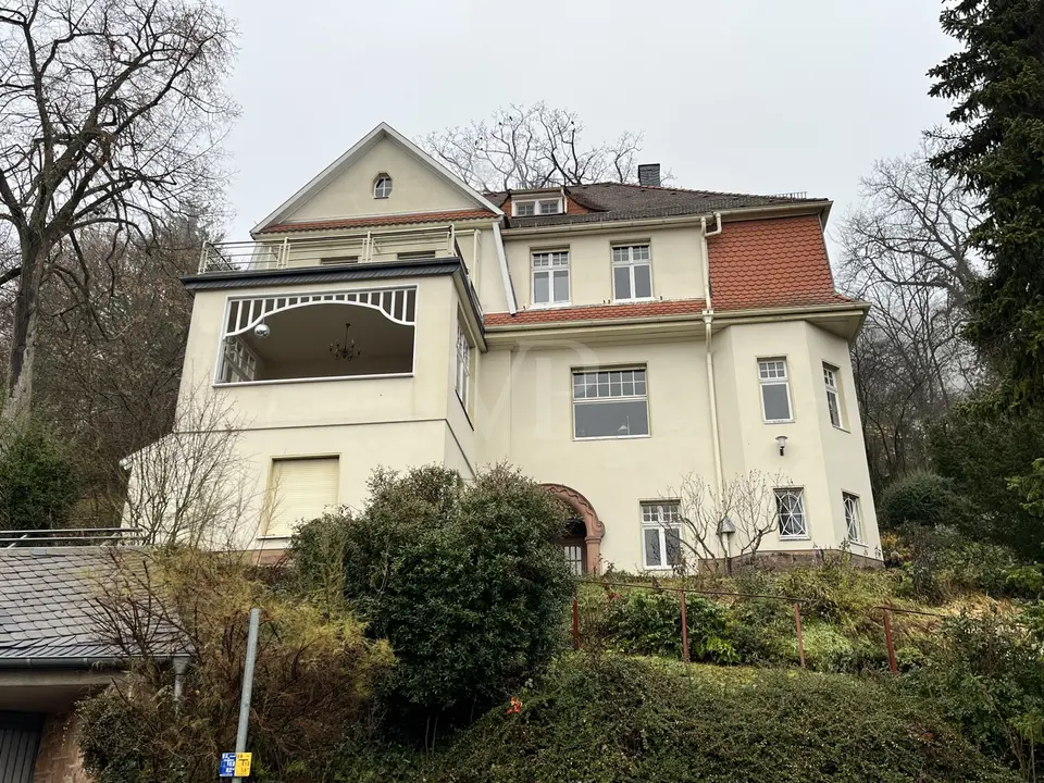 5 Zimmer Wohnung mit 200 m² in Marburg – Bild 2