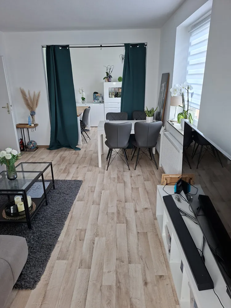 4 Zimmer Wohnung mit 79 m² in Delmenhorst – Bild 1