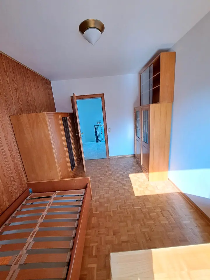 WG-Zimmer mit 10 m² in Bornheim – Bild 2