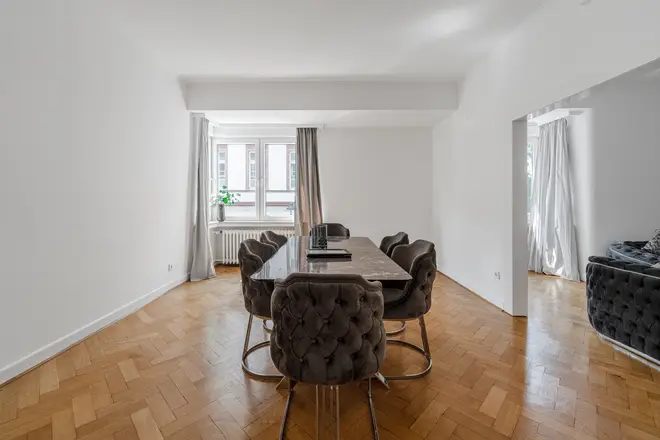 2 Zimmer Wohnung mit 96 m² in Düsseldorf – Bild 3