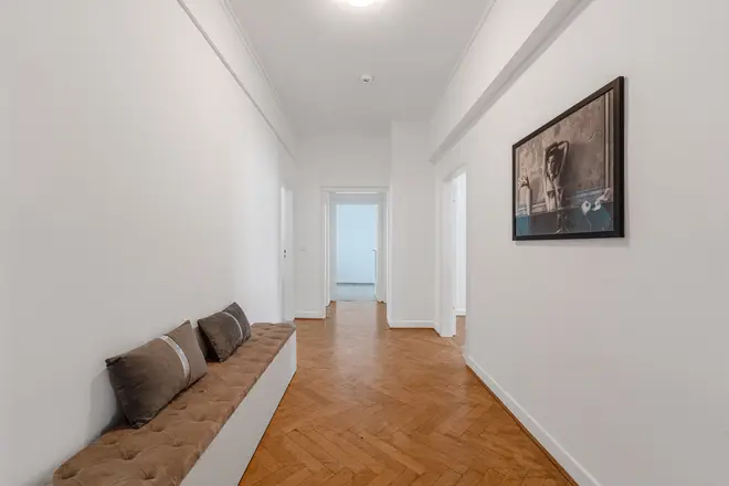 2 Zimmer Wohnung mit 96 m² in Düsseldorf – Bild 6