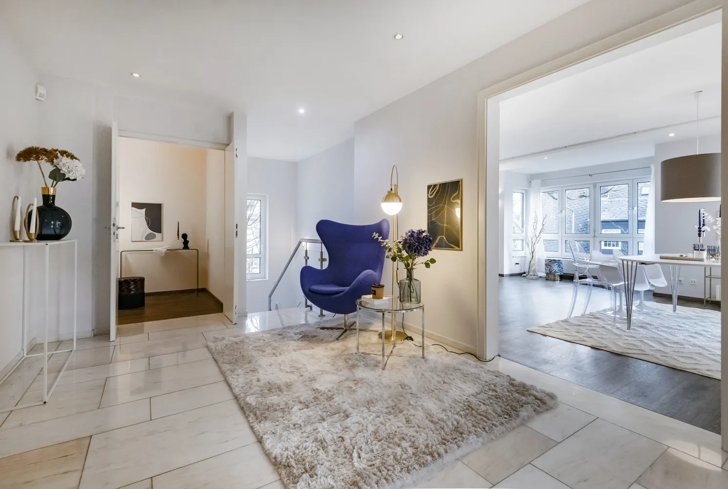 4 Zimmer Wohnung mit 169 m² in Wiesbaden – Bild 2