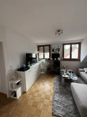 3 Zimmer Wohnung mit 75 m² in Karlsruhe – Bild 2