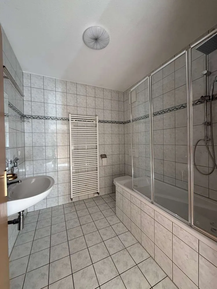 3 Zimmer Wohnung mit 64 m² in Plauen – Bild 8