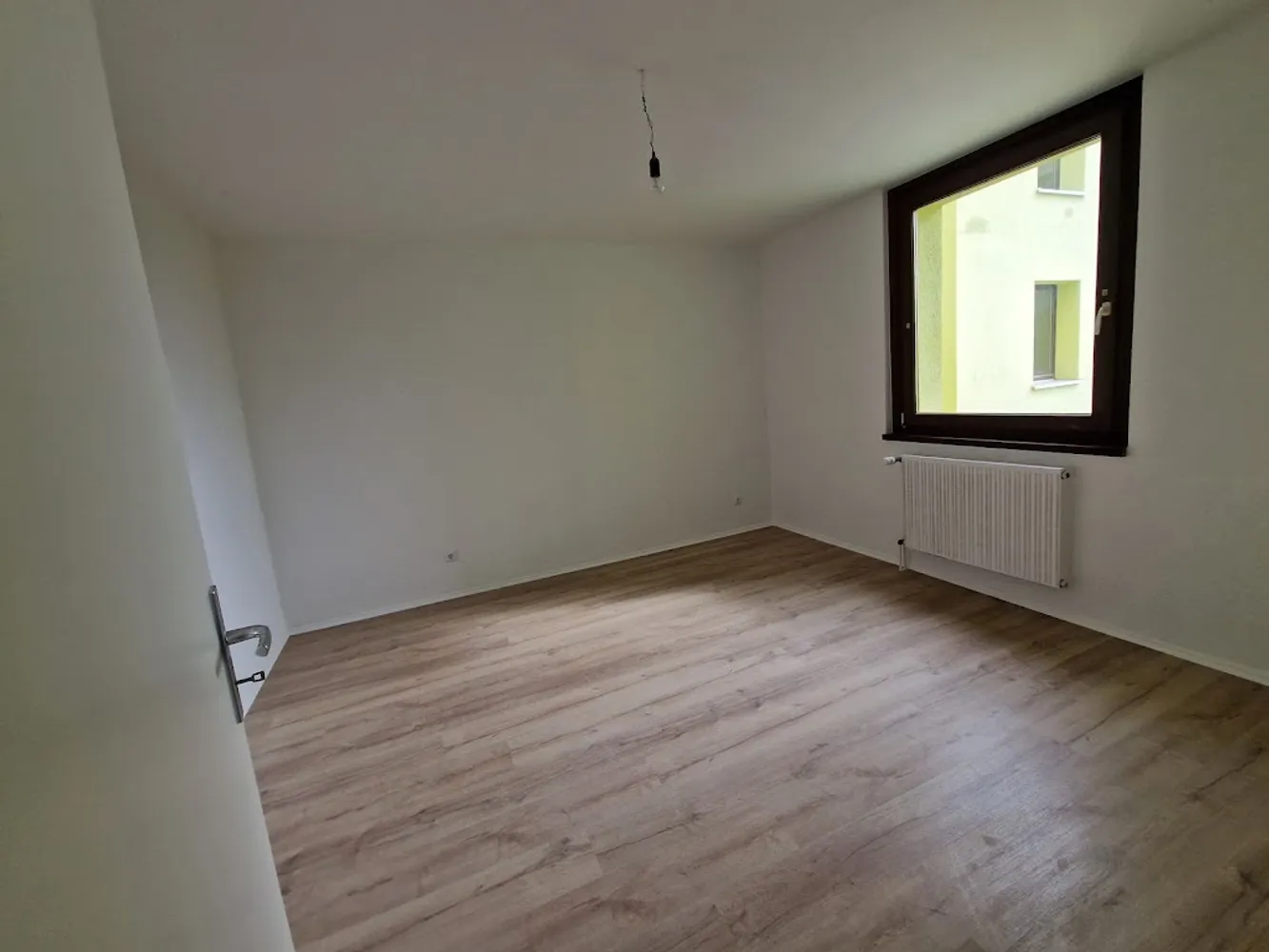 2 Zimmer Wohnung mit 66 m² in Düren – Bild 1