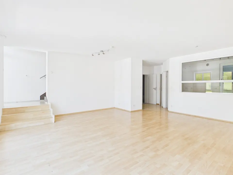 6 Zimmer Haus mit 136 m² in Landshut – Bild 2