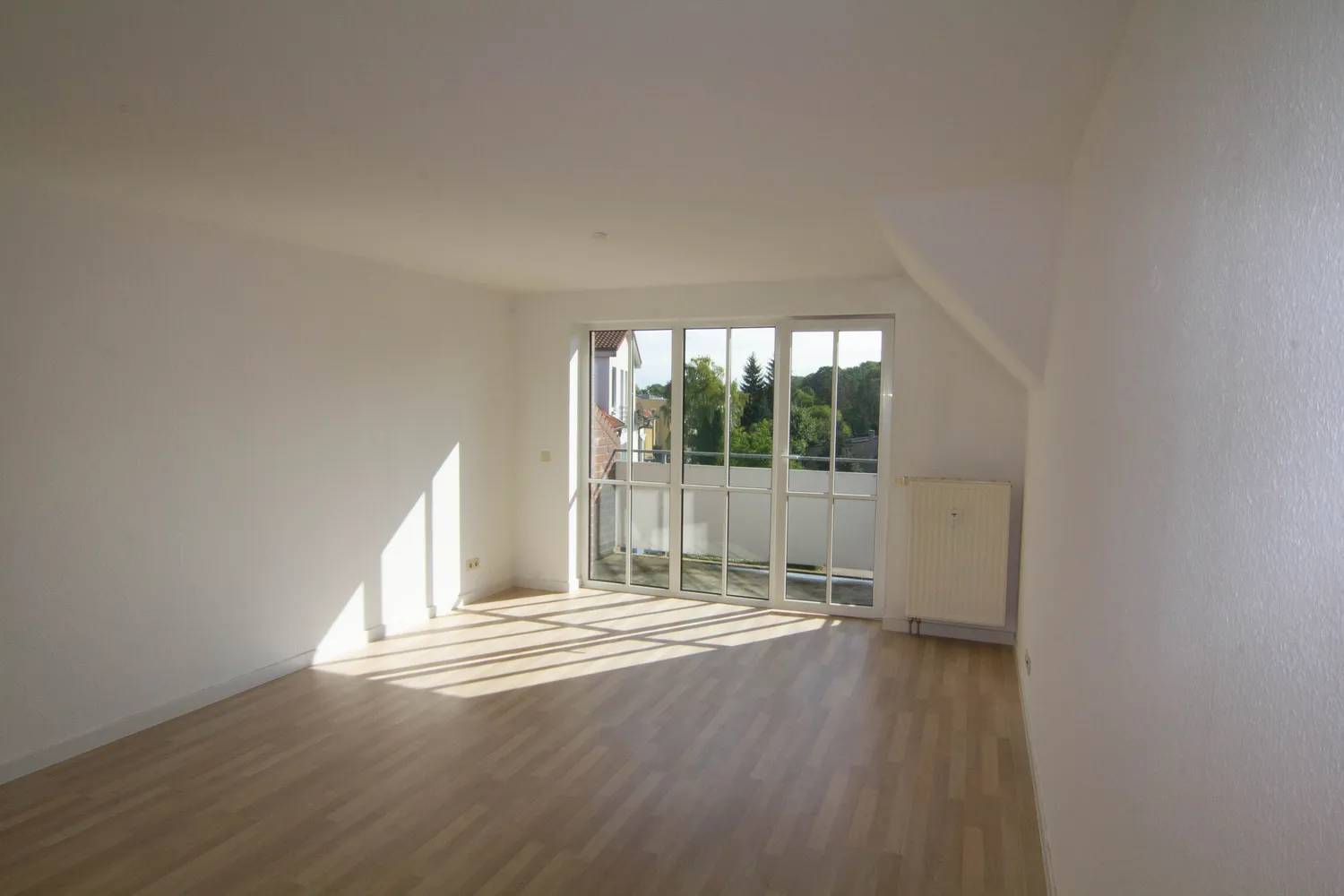3 Zimmer Wohnung mit 66 m² in Rostock – Bild 1
