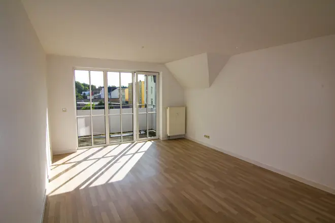 3 Zimmer Wohnung mit 66 m² in Rostock – Bild 2