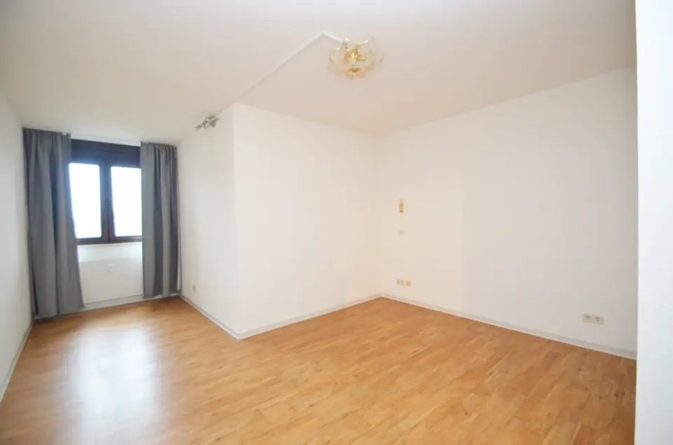 2 Zimmer Wohnung mit 65 m² in Brühl – Bild 2