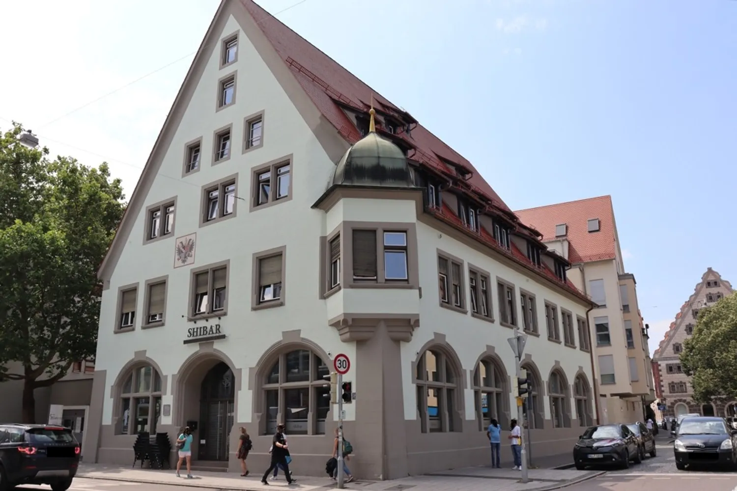 5 Zimmer Wohnung mit 220 m² in Ulm – Bild 1