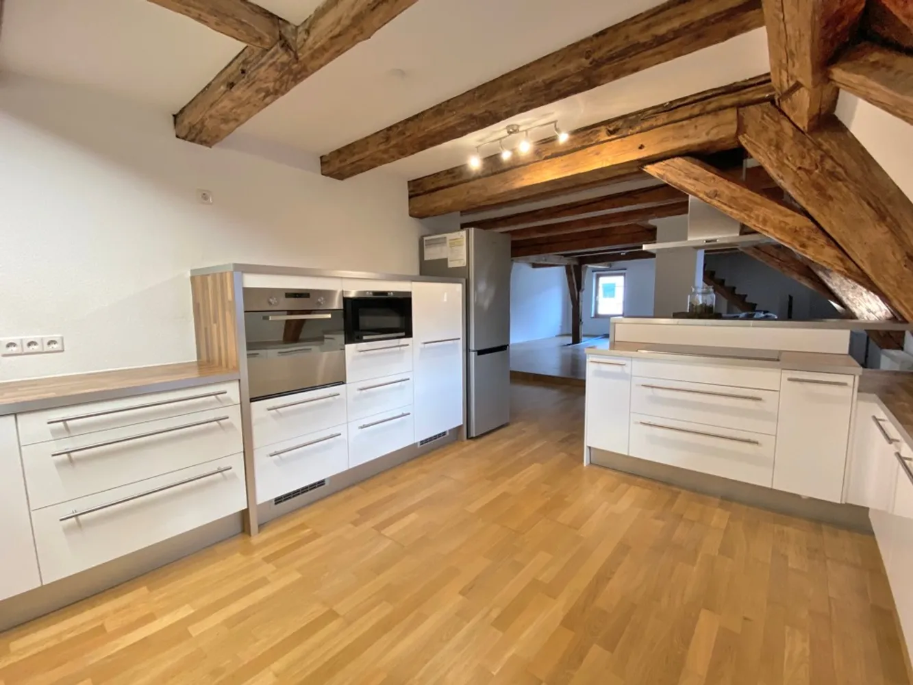 5 Zimmer Wohnung mit 220 m² in Ulm – Bild 4