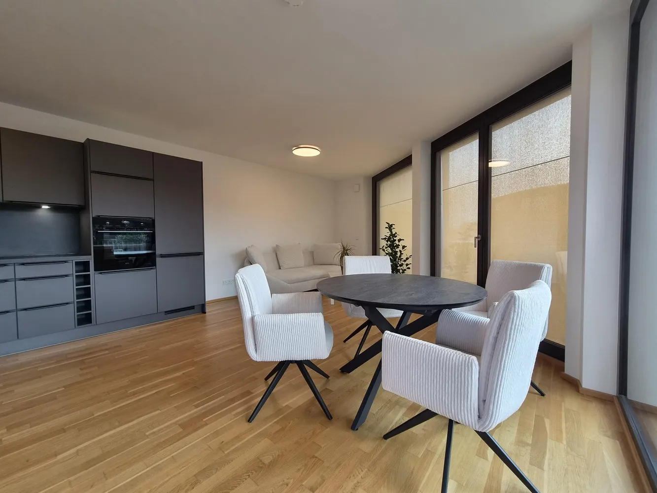 3 Zimmer Wohnung mit 92 m² in Dresden – Bild 1