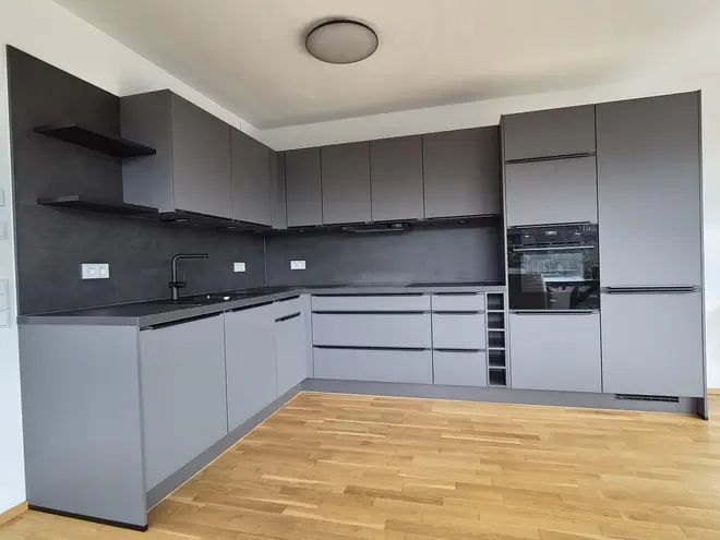 3 Zimmer Wohnung mit 92 m² in Dresden – Bild 2