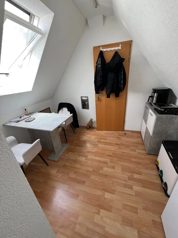 WG-Zimmer mit 28 m² in Sindelfingen – Bild 1