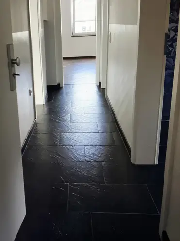2 Zimmer Wohnung mit 65 m² in Solingen – Bild 3