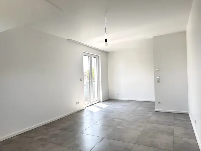 4 Zimmer Wohnung mit 82 m² in Wiesbaden – Bild 1