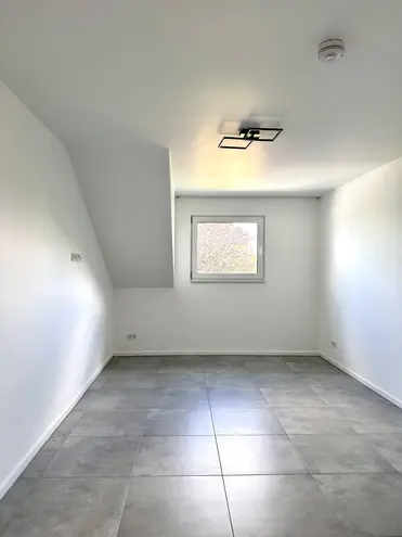 4 Zimmer Wohnung mit 82 m² in Wiesbaden – Bild 5