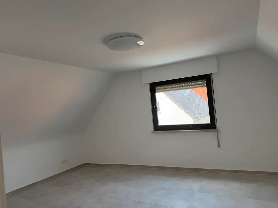 3 Zimmer Haus mit 100 m² in Karlsruhe – Bild 3