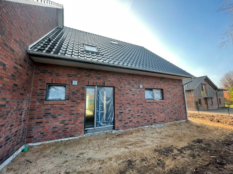 6 Zimmer Haus mit 205 m² in Neumünster – Bild 2
