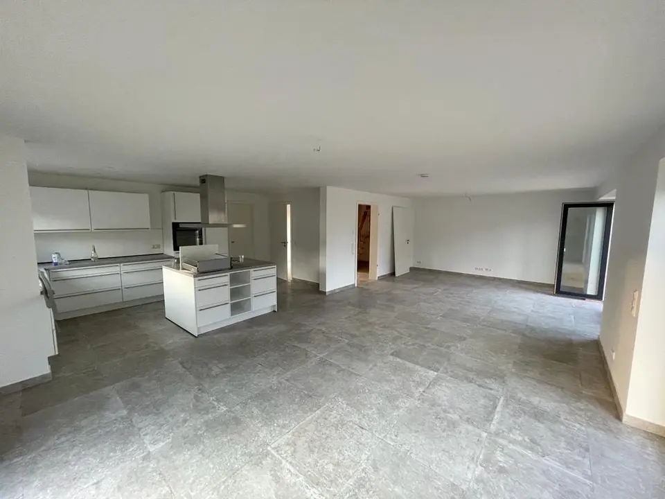 6 Zimmer Haus mit 205 m² in Neumünster – Bild 9